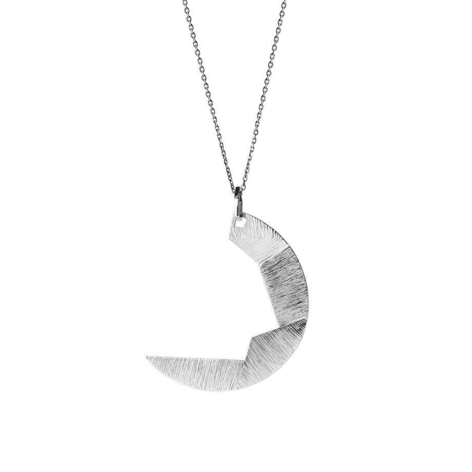 Carmo Joalheiros colar feminino elegante prata com pendente meia lua geometrico escovado e corrente fina