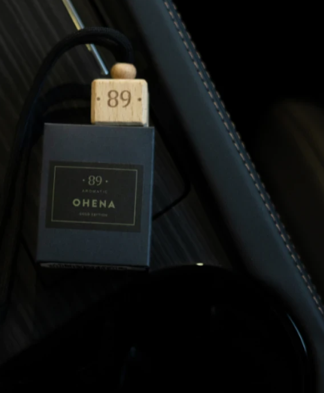 Car Hanging Glass Air Freshener AROMATIC•89• | Sophisticated Design Premium Fragrance