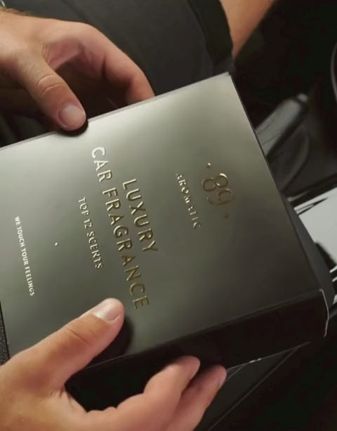 Conjunto Clipe Ar Carro AROMATIC•89• | 1 Clipe + 12 Aromas Fragrância Premium