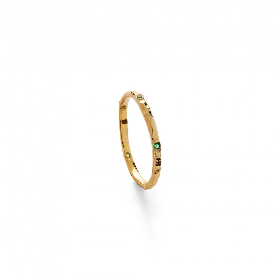 Topázio 1874 anel feminino dourado fino martelado com pequenas pedras verdes estilo minimalista para uso diário